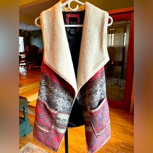 Me Jane Sherpa vest Aztec western style